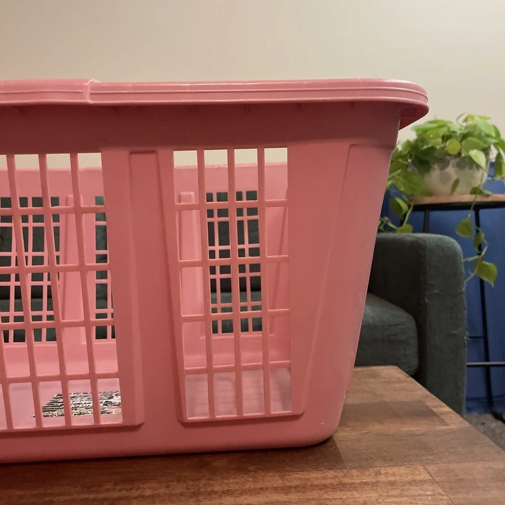 Vtg Rubbermaid 2965  Pink Rectangle Laundry Basket‎ Weave 22x16x11 Grannycore